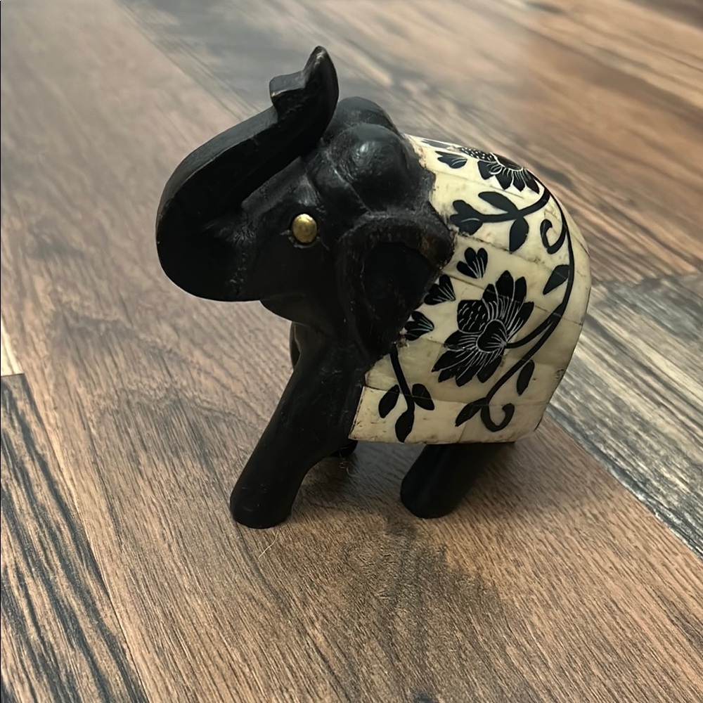 Elephant figurine
